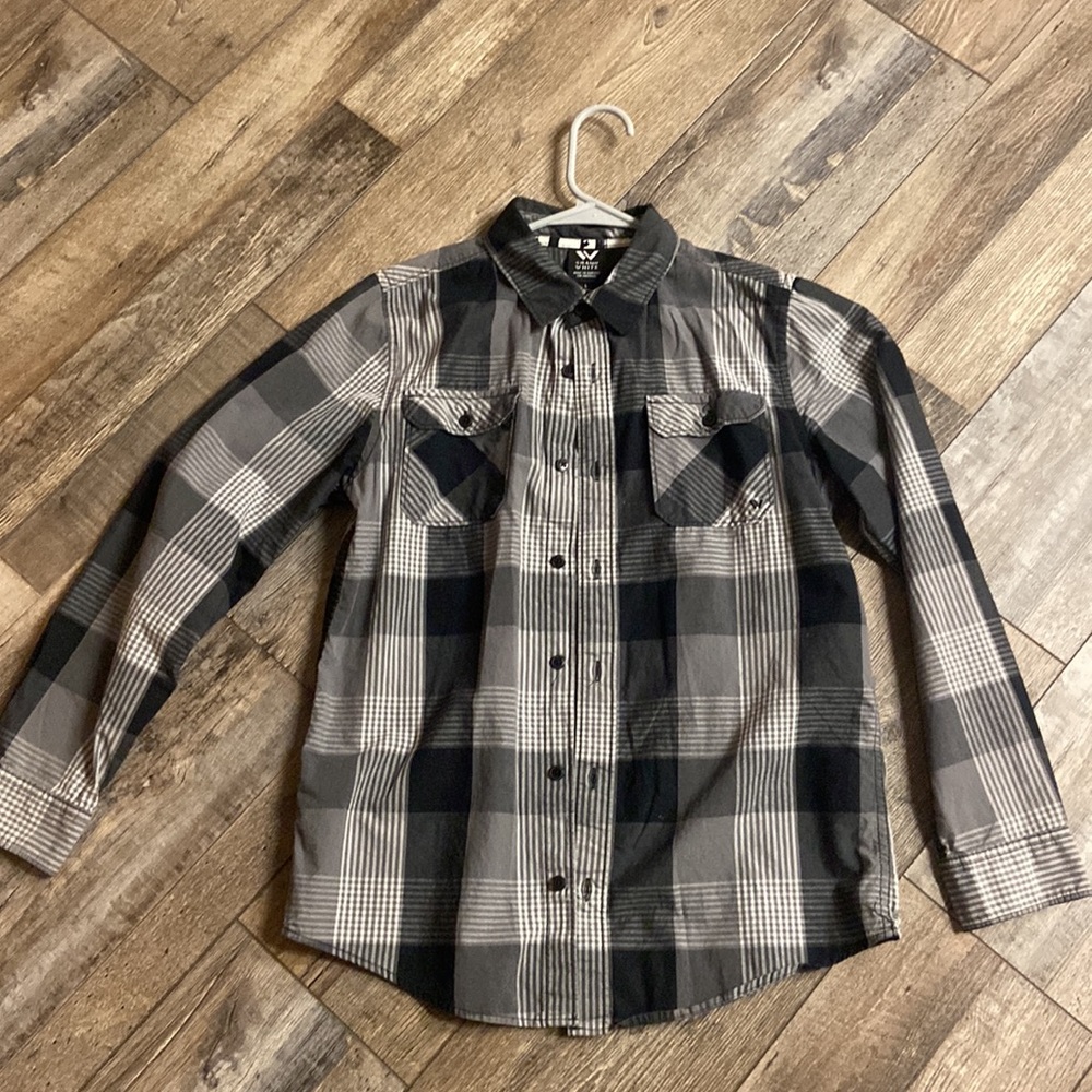Boy’s Shaun White Button Down Shirt- Large